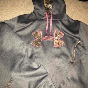 Womens under Armour hoodie